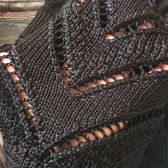 WHBM black pullover knitted top/sweater size medium - Picture 2 of 13